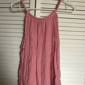 Patterned GAP tank top.